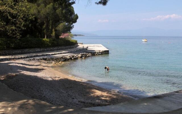 Neo - 100m to the Beach - SA1