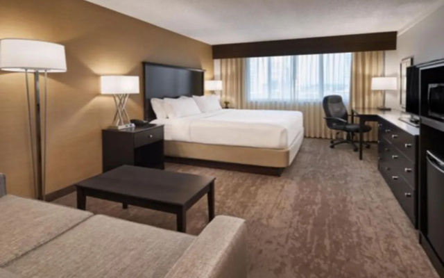 Holiday Inn Alexandria at Carlyle by IHG