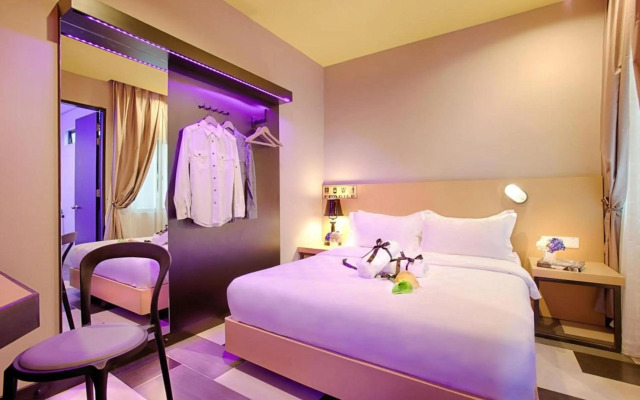 the youniQ Hotel
