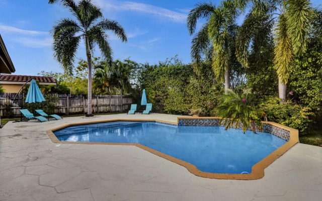 Cleveland Tropical Oasis & Private Pool