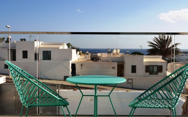 Luxury, Attached Villa With Heatable Pool Near Puerto del Carmen