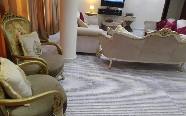 Desert Rose Hotel