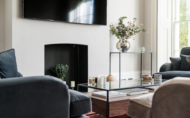 The Notting Hill Townhouse - by Out of Office Lifestyle