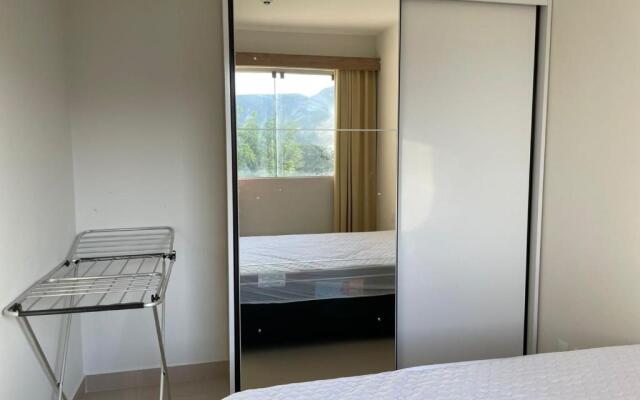 Park Veredas, Rio Quente , com vista para a montanha