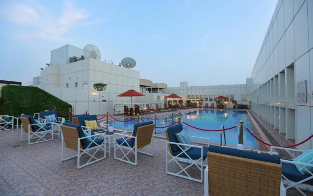 Ivory Grand Hotel Apartments