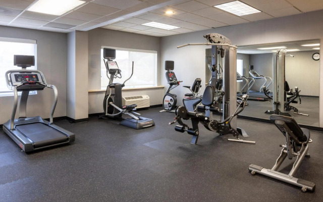 Courtyard by Marriott Baldwin Park