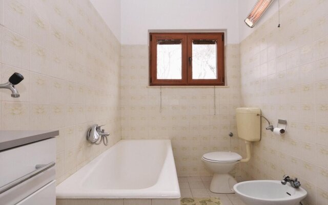 Nice Home in Zadar With Wifi and 2 Bedrooms