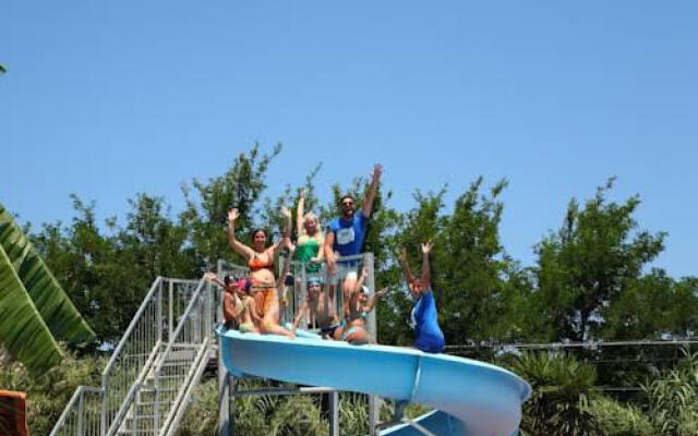 Camping Villaggio Calanovella