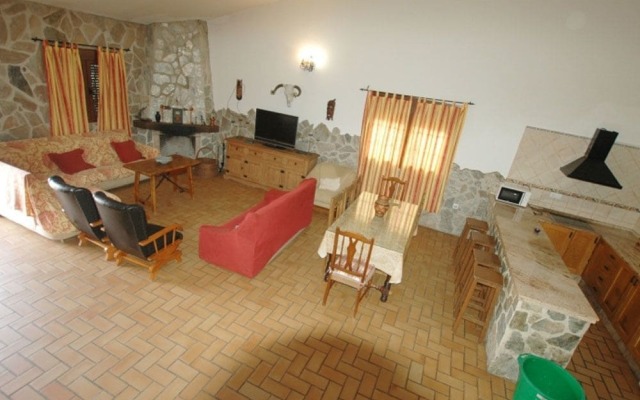 Chalet con Piscina Privada cerca del pueblo