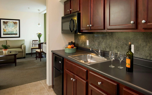 Best Western Plus Philadelphia Airport S. At Widener Univ.