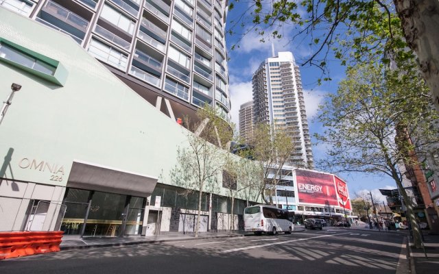 Modern 2 Bedroom Potts Point Apartment