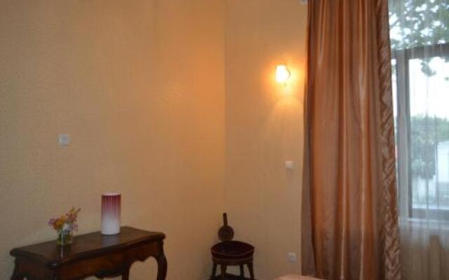 Guest house N100