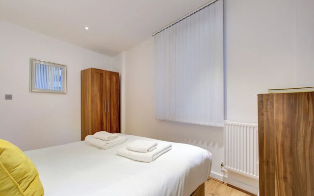 Hybrid Resi Greenwich