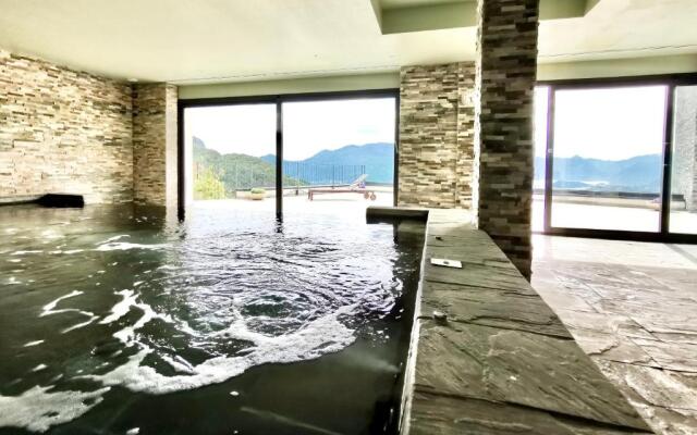 THE VIEW!!! by Design Studio