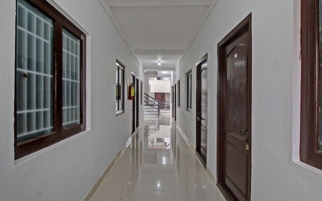 Oyo 45997 Gsn Residency