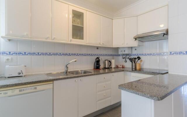 Forum Apartment
