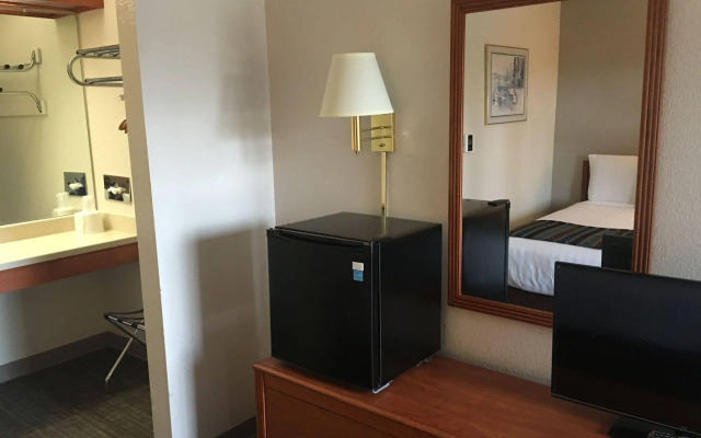 Inn At Rohnert Park