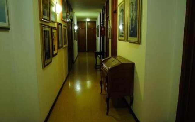 Hotel Dante