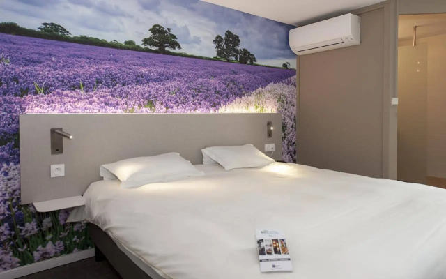 Brit Hotel Avignon Sud