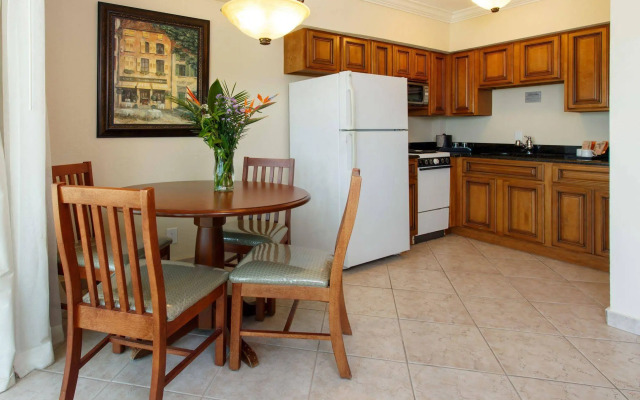 The Sea Lord Hotel & Suites (Adults Only)
