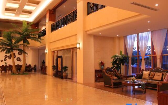 Qujing Longju Hotel (Zhanyi Passenger Terminal Branch)