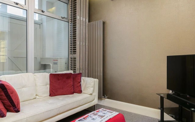 Picktheplace Lifestyle Apartment Atherstone