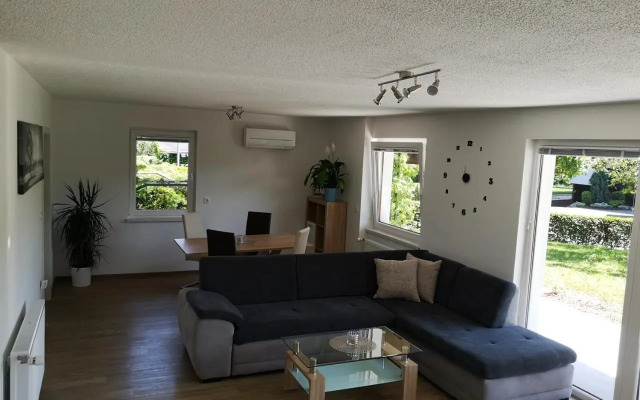 Jaka Apartments