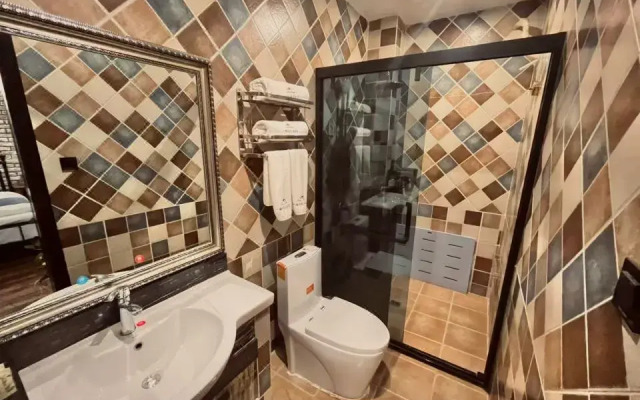 Sunshine Hotel 1st Road (Altay Emerald Bay)