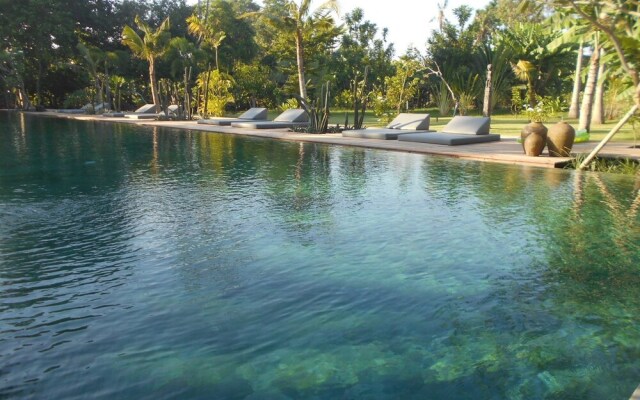 Serenity Riverside