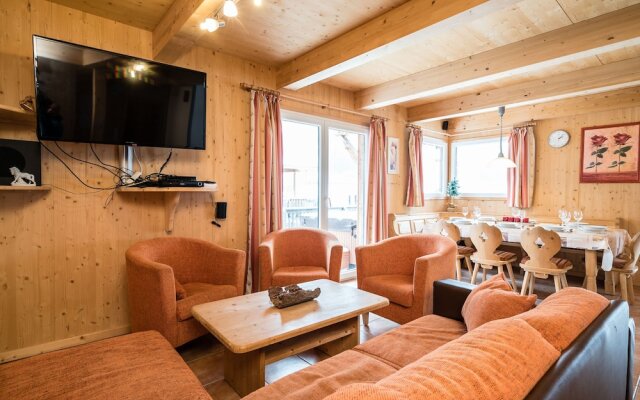 Luxury Chalet in Hohentauern with Panoramic Mountain Views