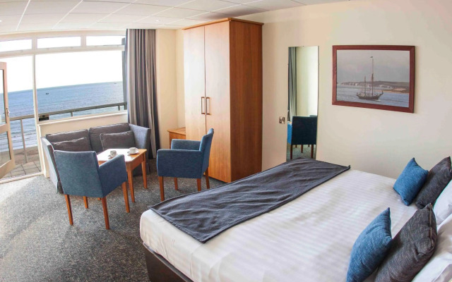 Sandbanks Hotel