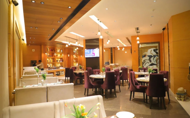 Hotel Maple Grand