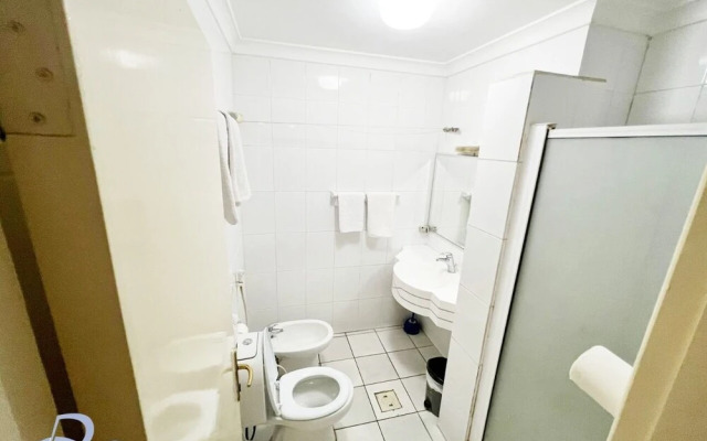 Delmon Suites