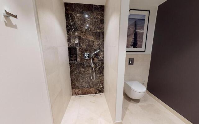 White Pearl Apartment 0.06