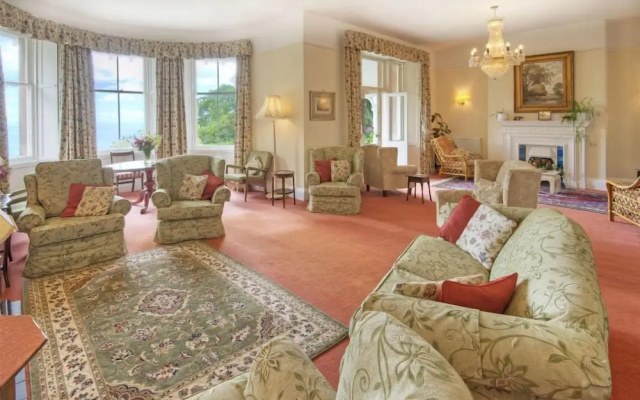 Orroland Lodge