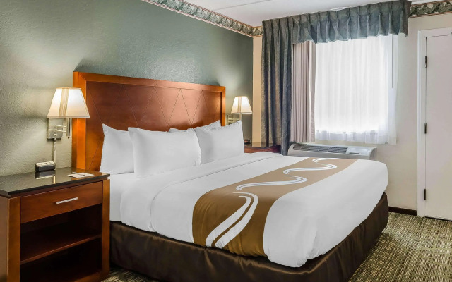 Quality Inn & Suites - Boston/Lexington