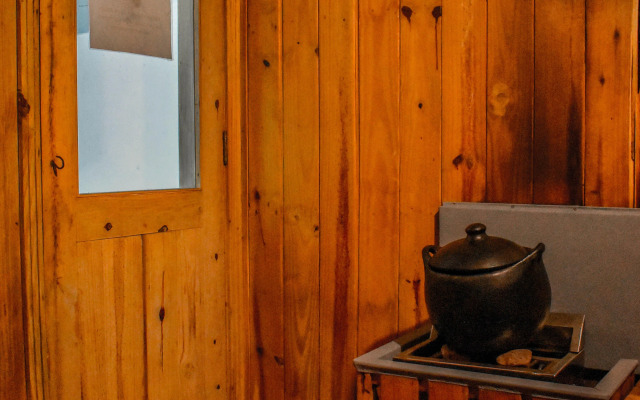 Cora 96 Street Apartments