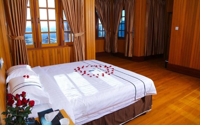 Famous Hotel Kalaw