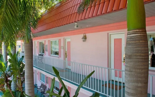 Hibiscus Suites - Gateway to Siesta Key