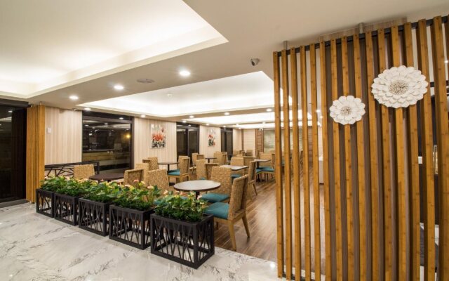 Dong Tair Spa Hotel