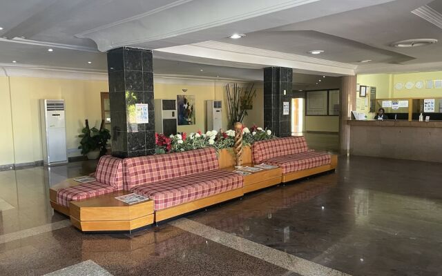 Hotel Marjorie 'Y'
