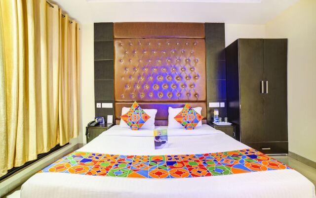 FabHotel Diamond