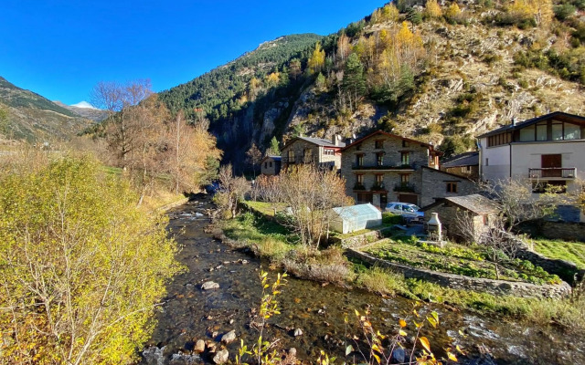 Casa amb molt encant i tranquilitat.