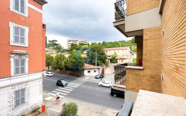 New In Rome Little Candy Apt In Vatican