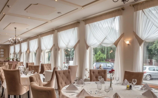 Hotel Cristal Park