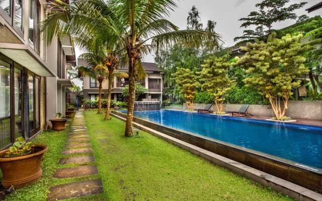 Summer Hills Hotel