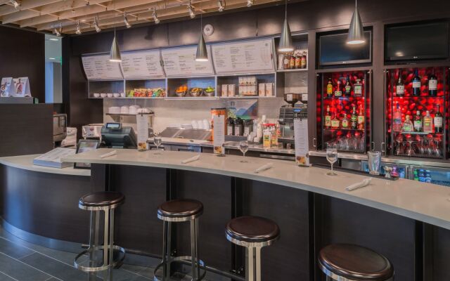 Courtyard by Marriott Wilmington Downtown/Historic District