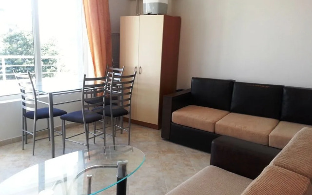 Menada Sunset II Kosharitsa