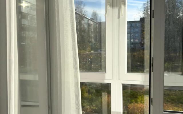 Apartments on Oktyabrsky Prospekt 13