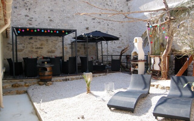 Appartement Legalite Avec Sauna Et Jacuzzi